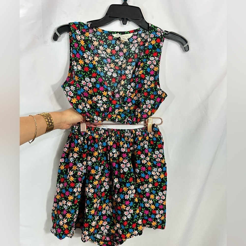 Vintage Express Floral Shorts Set